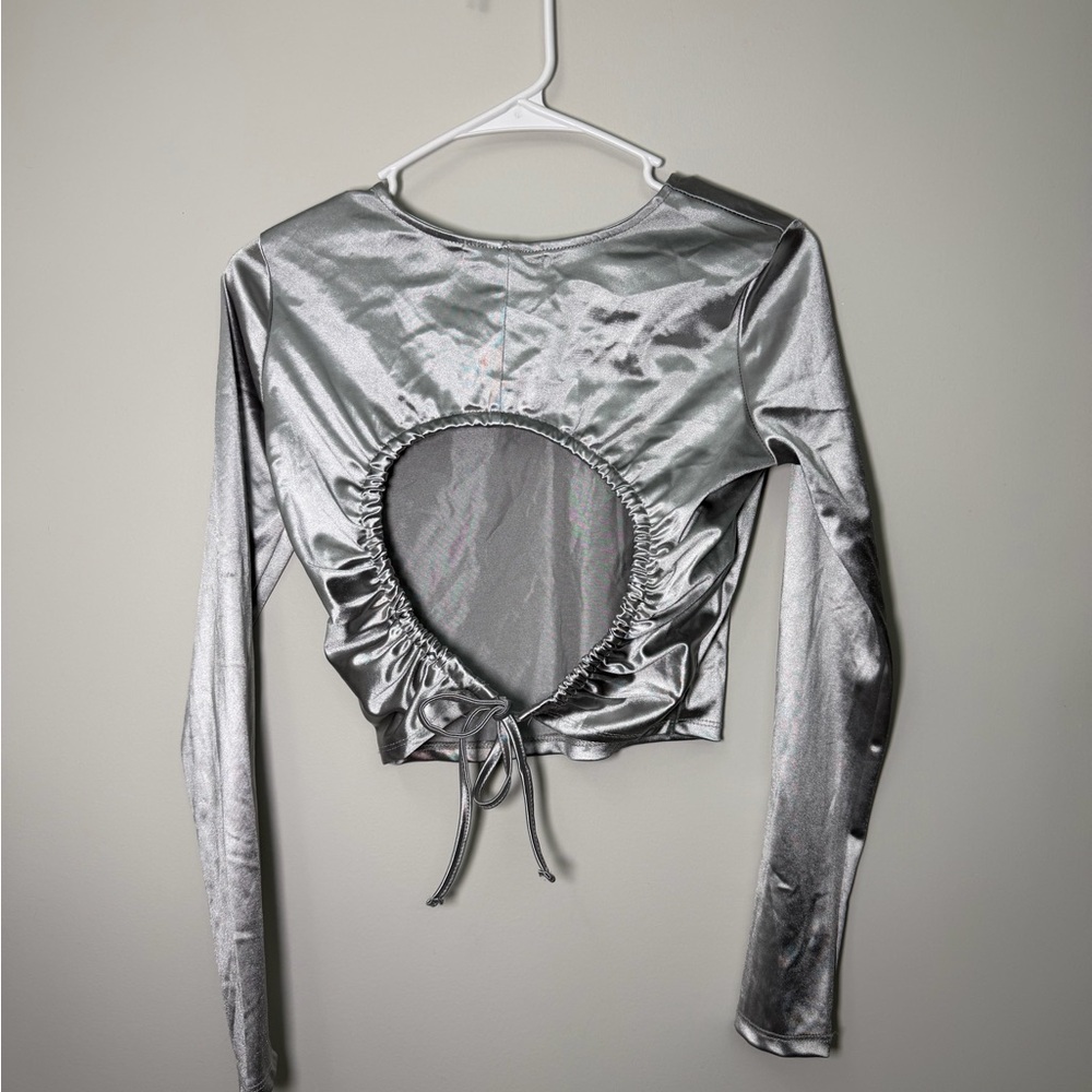 Forever 21 Silver Long-Sleeve Open-Back Crop Top with Tie